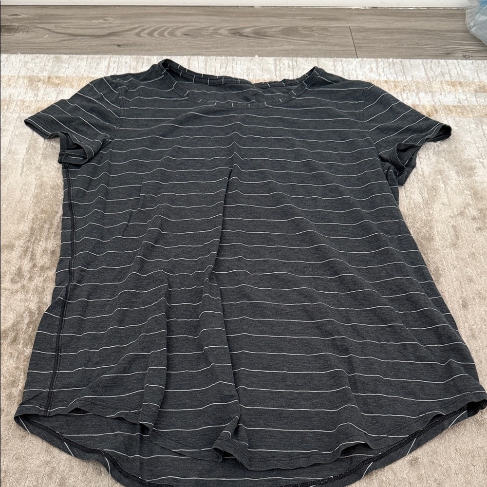 Lululemon Classic Black Stripe Women’s Short Sleeve Tee